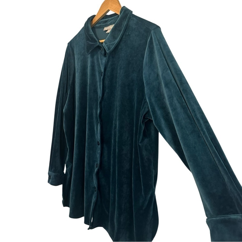 Women's 22/24 Teal Blue Soft Cozy Loungewear Button-Up Casual Velvet PLUS Top - Picture 3 of 4